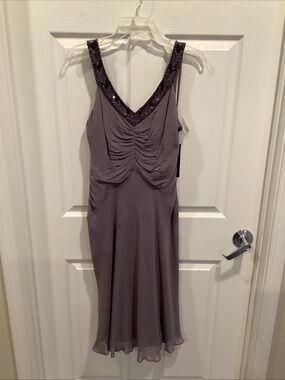 Anne Klein V Neck Ruched Sleeveless Dress in Dusty Purple
